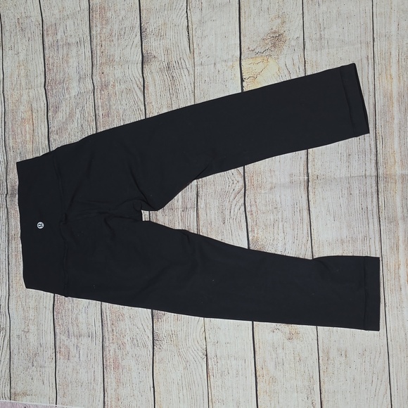 Lululemon Crop Leggings 19" size 4 - Picture 5 of 7